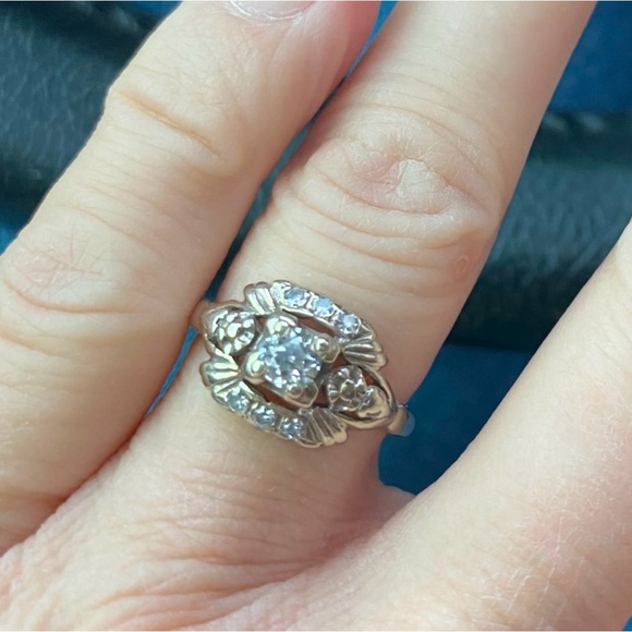 Beautiful vintage antique white gold ring - Picture 2 of 2